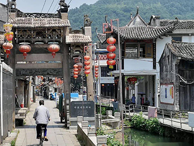 坡南街的水生態系統恢復與端午節的綠色傳承 浙江平陽縣坡南歷史文化街區改